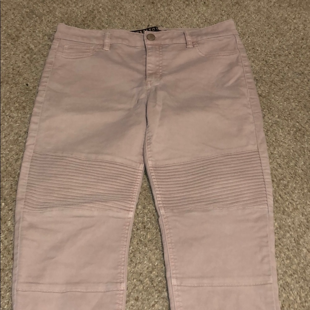 Baby pink skinny jeans